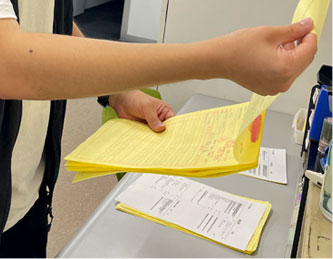 受注営業課の仕事の様子03